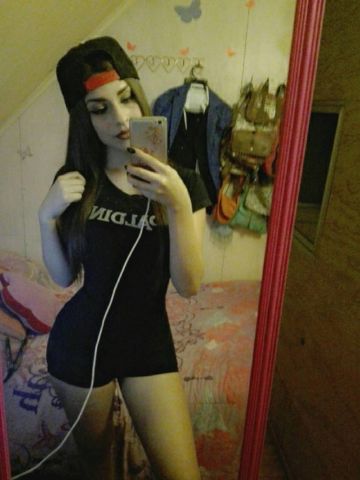 Олечка